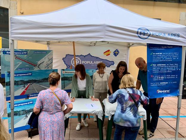 Comienzan a recoger firmas para que el nuevo puente riosellano tenga un carril-bici