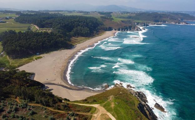 'The New York Times' coloca una playa asturiana dentro de las mejores en Europa