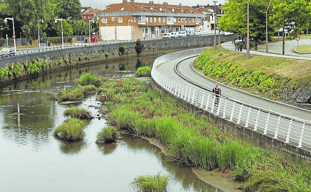El Grupo confía en que la alcaldesa cumpla «su promesa de garantizar el piragüismo en el Piles»