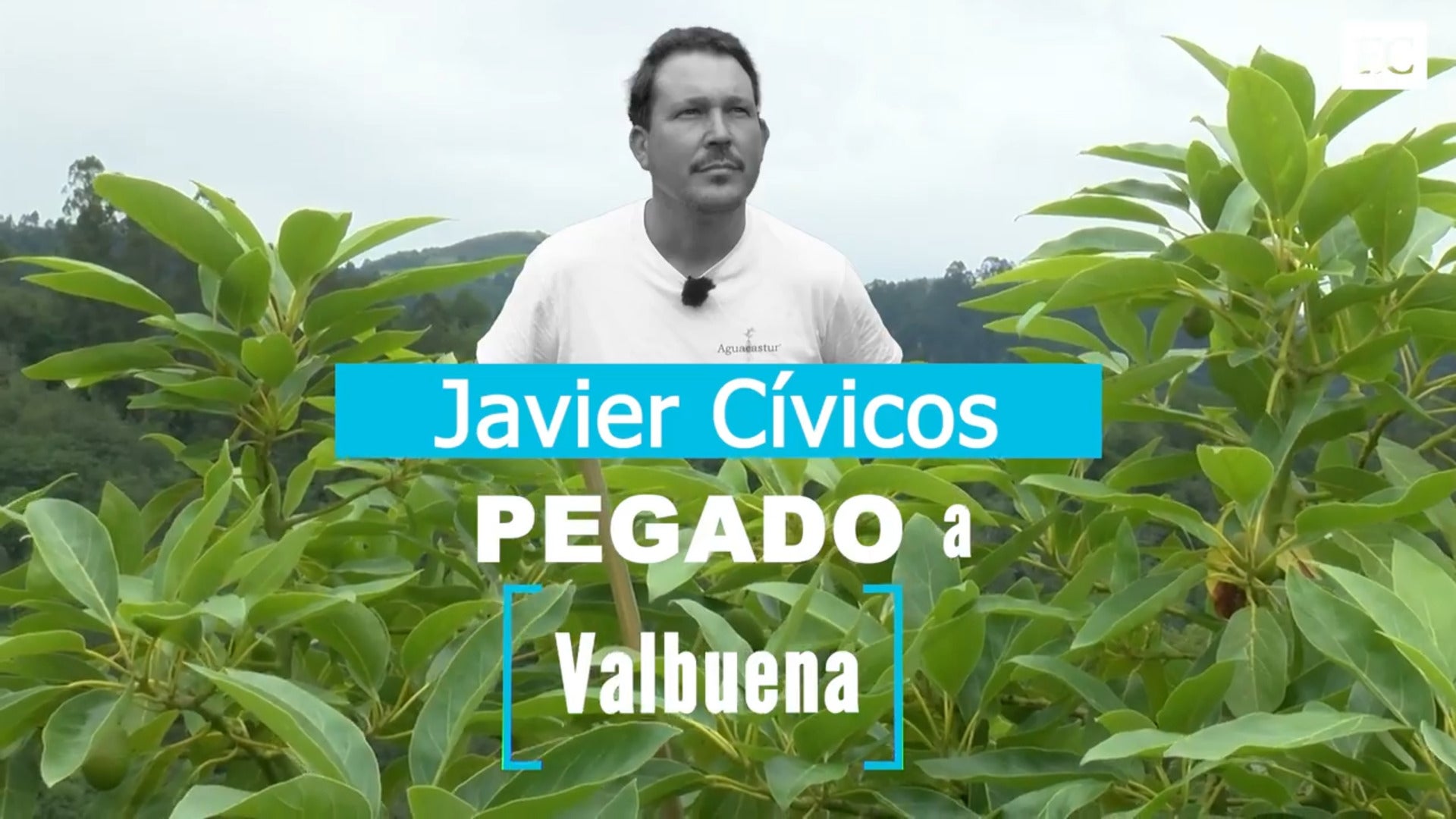 Javier Cívicos, pegado a Valbuena