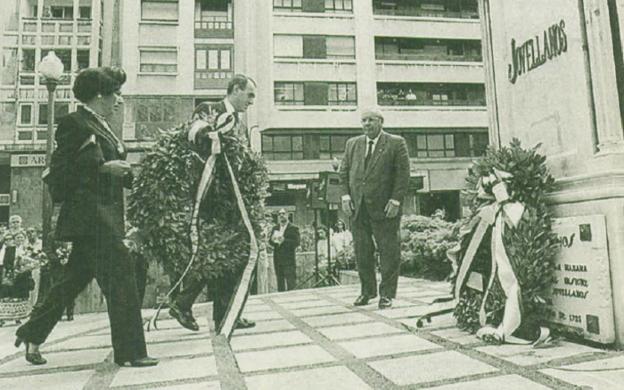 Homenaje con petición