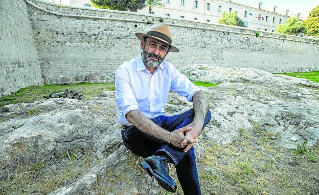 «Hay que jugarse el pescuezo un rato, que no pasa nada»