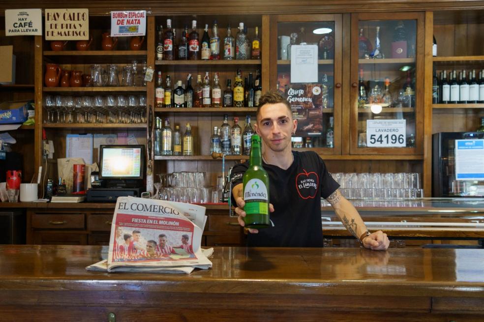 «La fiesta crea afición a la sidra»