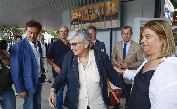 Un grupo de afiliados impulsa una carta de apoyo a la alcaldesa Ana González