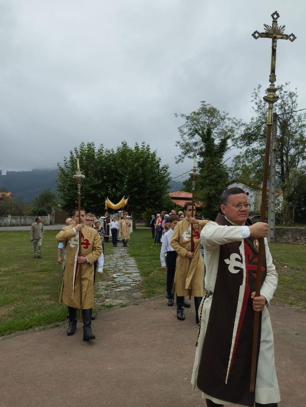 Candamo honra a San Bartolomé