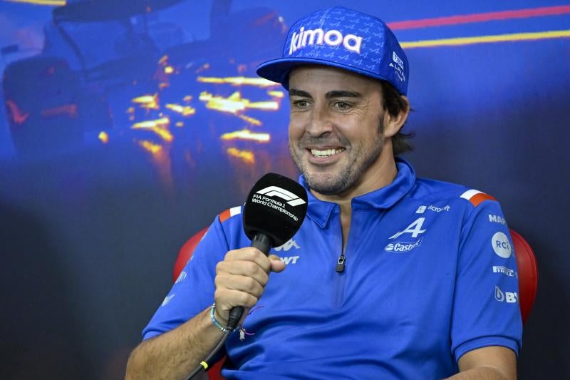 Alonso culpa a Hamilton y a Alpine