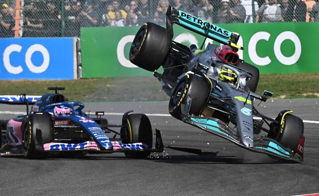 Carlos Sainz salva el podio y Alonso finaliza quinto