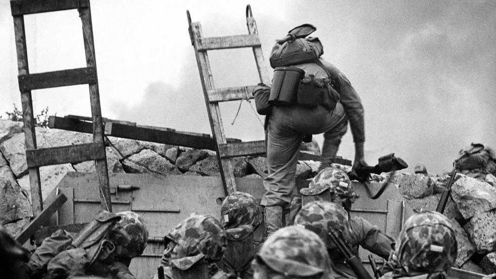 Candamo honra a su héroe de la Guerra de Corea