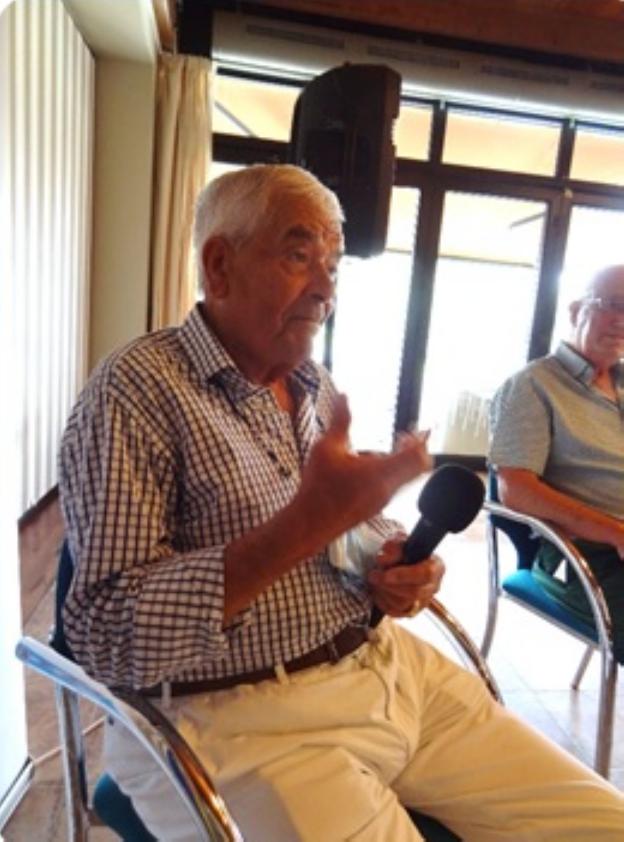 Cabranes otorga la medalla de oro del concejo al empresario José Manuel Cobián