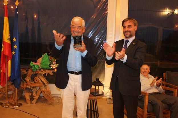 Pepe Cobián: «En Cabranes recibo más de lo que merezco»