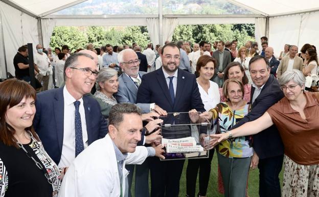 «Comienza la construcción de otra etapa de la sanidad asturiana»