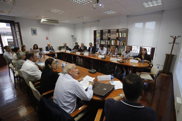 El Consejo Social da luz verde al traslado de la Escuela de Minas de Oviedo a Mieres