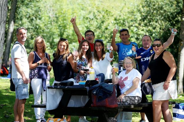 Siete mil personas marcan el récord y llenan el Centro Asturiano para celebrar su día grande