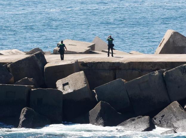 Continúa el dispositivo de búsqueda del pescador desaparecido en San Juan