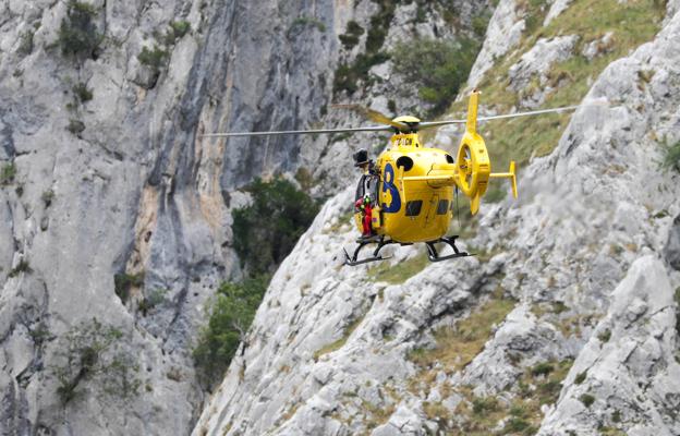 Localizan a un senderista que se desorientó en Quirós