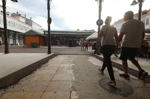 Los ambulantes y las hortelanas regresarán al interior de la plaza de abastos el 3 de octubre