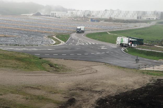 El Principado devolverá a los ayuntamientos 10 millones por el nuevo impuesto de residuos