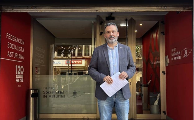 Ricardo Fernández da un paso adelante y se presenta a las primarias del PSOE en Oviedo
