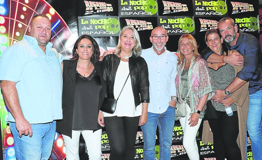 La Noche del Pop Español revive el ambiente discotequero