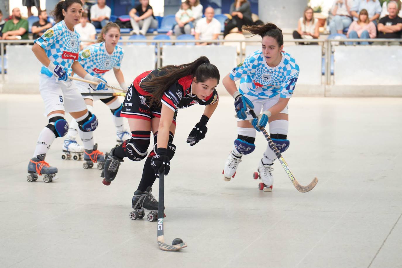 El Telecable Hockey se mantiene invicto