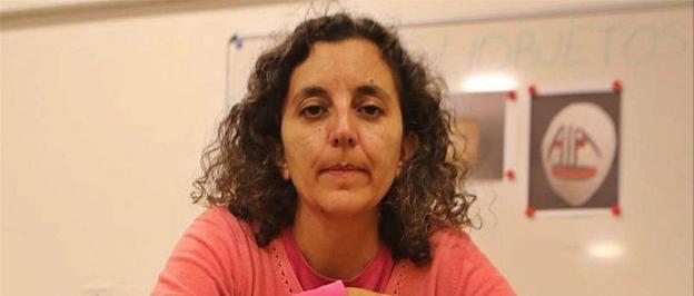 Historias de medias y calcetines contadas por títeres de madera