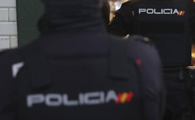 La Policía Nacional sancionó a dos bares por tolerar el consumo de drogas en su interior