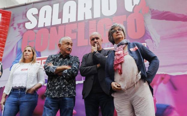 La CEOE carga con dureza por la subida de las cotizaciones máximas