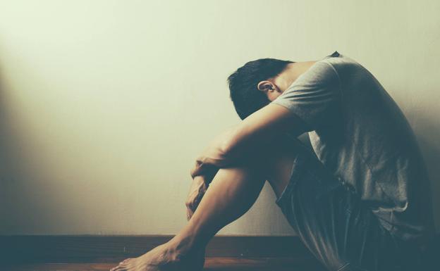 Sanidad habilitará un 'chat' para combatir el suicidio juvenil