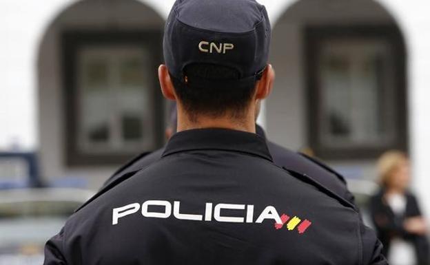 Detenida una menor como presunta autora del acuchillamiento de una mujer en Gijón