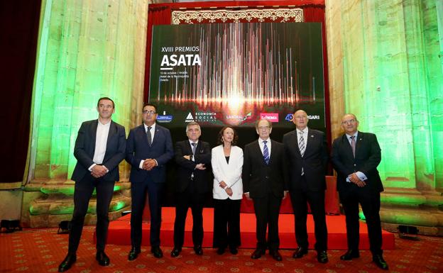 Asata premia a Pokayoke, Transoas, Juan María Concha y Josetxo Hernández