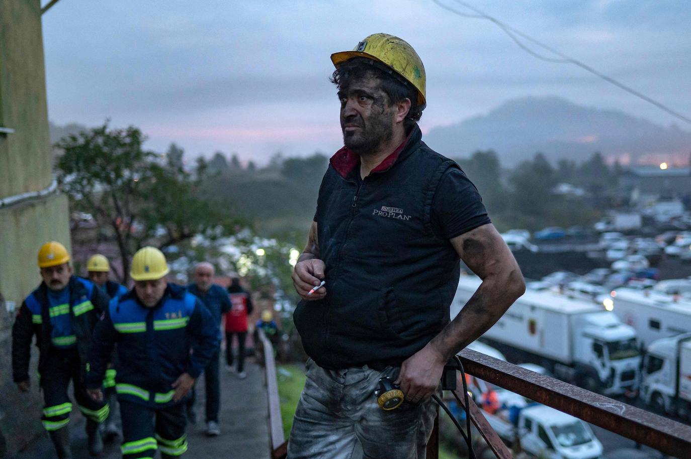 Desoladoras imágenes de la tragedia en una mina de carbón