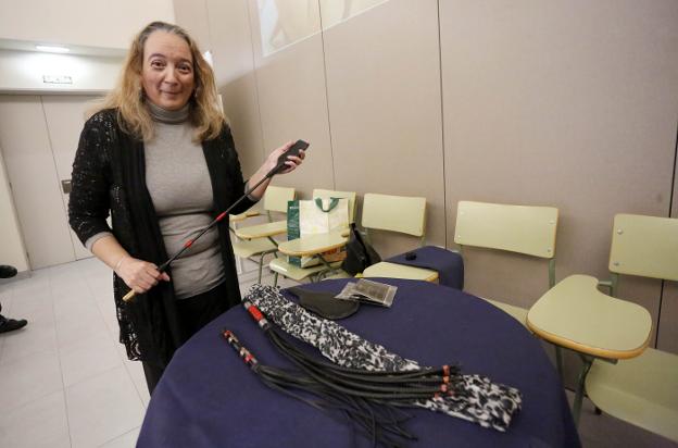 El cura que hizo un trío sado con dos prostitutas en una Iglesia, condenado a tres años de cárcel