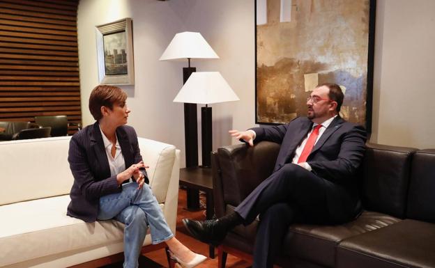 Isabel Rodríguez espera que el acuerdo sobre el CGPJ sea «inminente» y Barbón califica la situación de «vergonzosa»