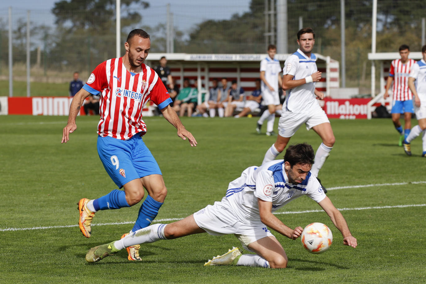 Las mejores imágenes del Sporting B - Praviano