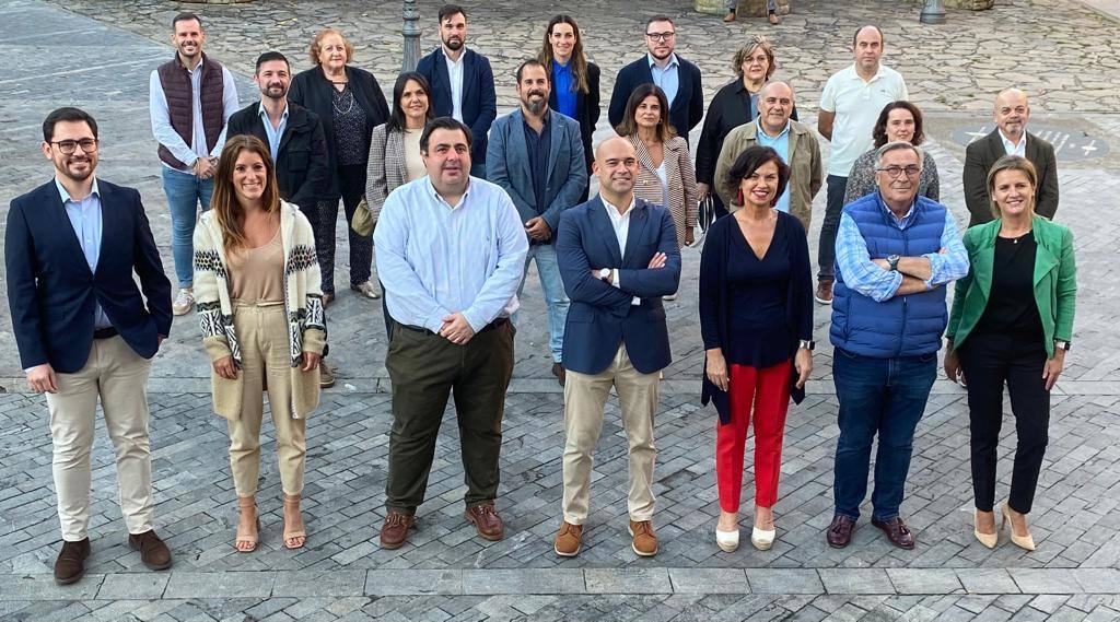 Jesús Martínez Salvador se presenta como heredero de Moriyón al optar a presidir Foro