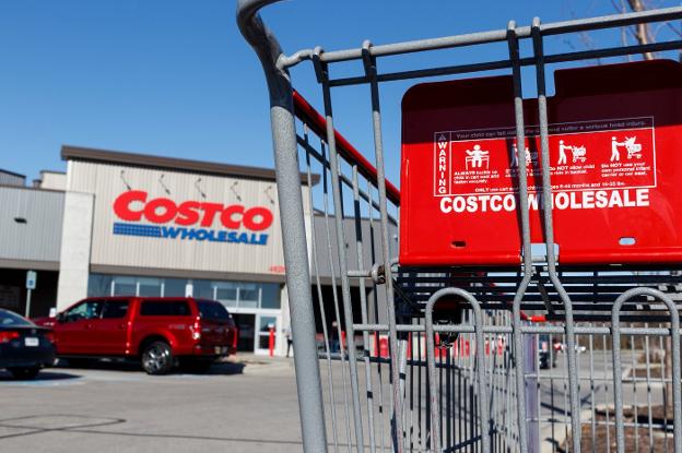 Siero insta al Principado a revisar la normativa para facilitar la llegada de Costco