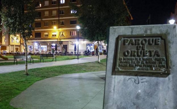 Pelea tumultuaria entre clientes de una terraza de hostelería en Pumarín