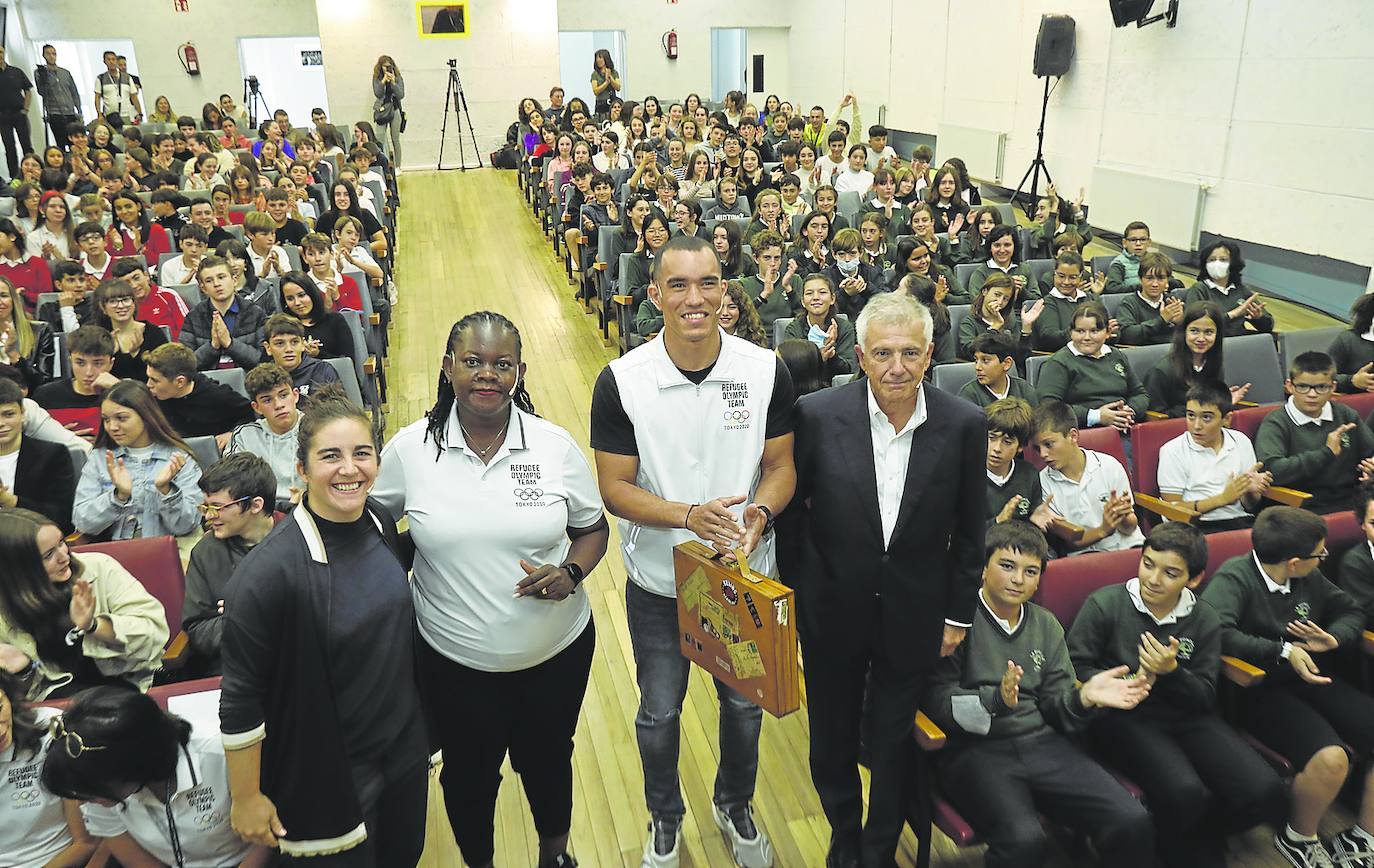 Premiados en ruta para compartir su experiencia