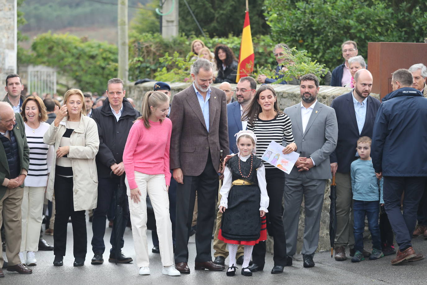 La Familia Real, en Cadavedo para la entrega del Premio a Pueblo Ejemplar