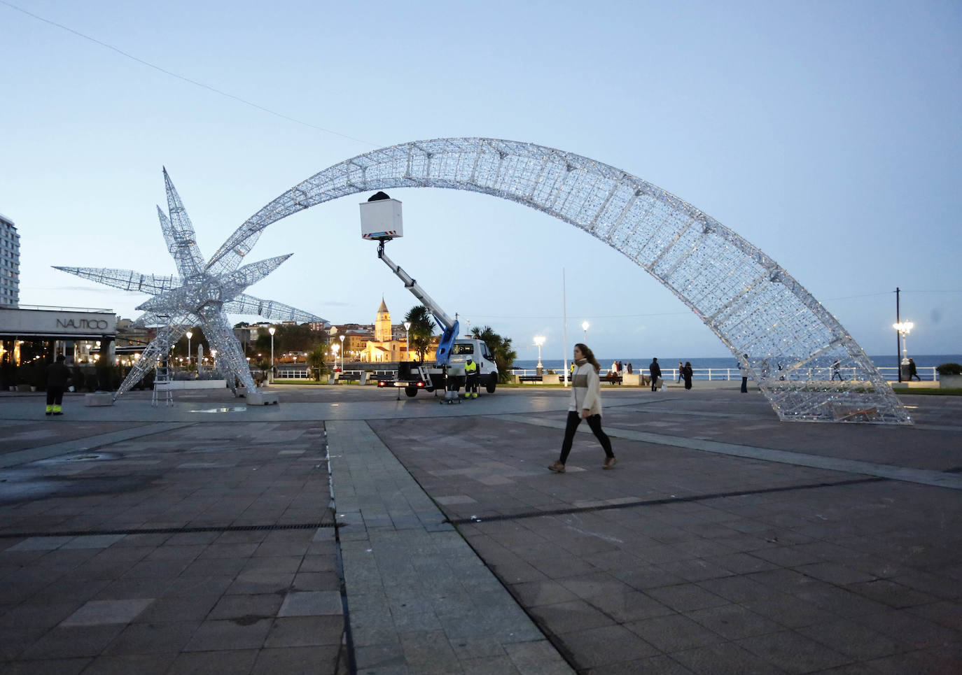 Las luces navideñas se encenderán el 2 de diciembre con recorte de hora y media diaria