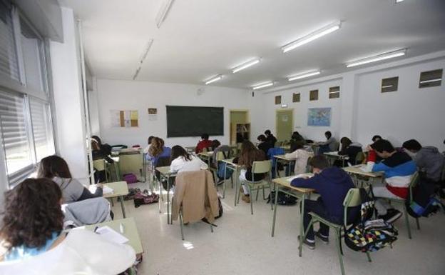 99 casos de absentismo el curso pasado en Gijón, una tasa similar a la de antes de la pandemia