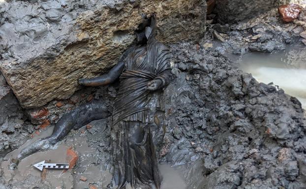 Hallan 24 estatuas de bronce etruscas y romanas de más de 2.000 años