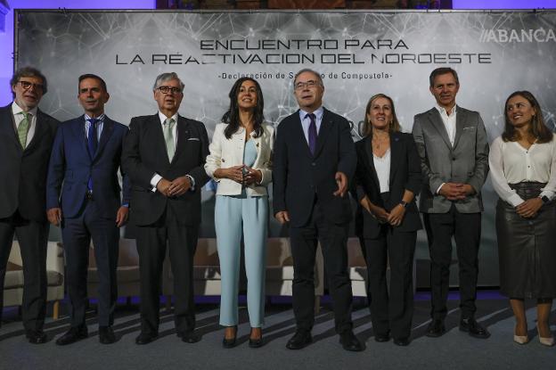 Las patronales del noroeste piden trenes con «tiempos competitivos y con estándar europeo» y Transportes busca un Comisionado del Gobierno