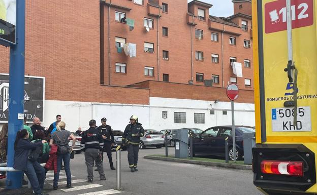 Alarma en La Felguera por una posible fuga de gas