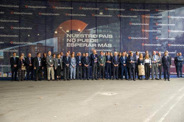 Las patronales del noroeste y del mediterráneo chocan por la inversión en los ejes ferroviarios