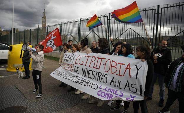 El IES Universidad Laboral «actuó de forma correcta», dice Educación