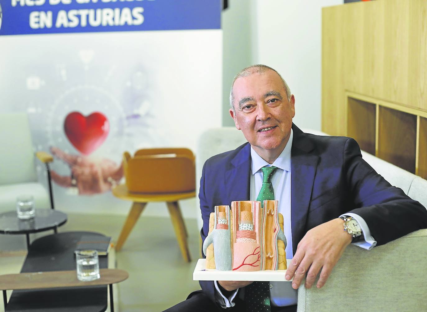 «Ya no es necesario pasar por un quirófano para tratar las varices»