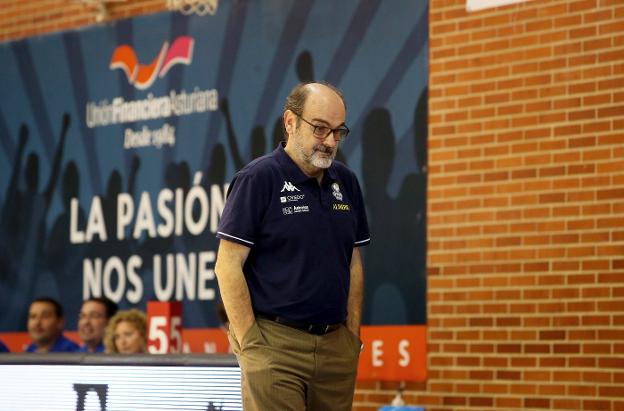 El Alimerka Oviedo busca la reacción en una cancha difícil