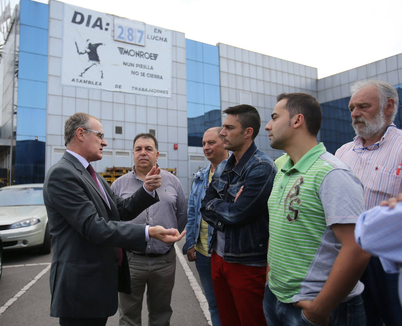 Ciudadanos y Vox tienden la mano al candidato del PP y Foro dice que es un desconocido