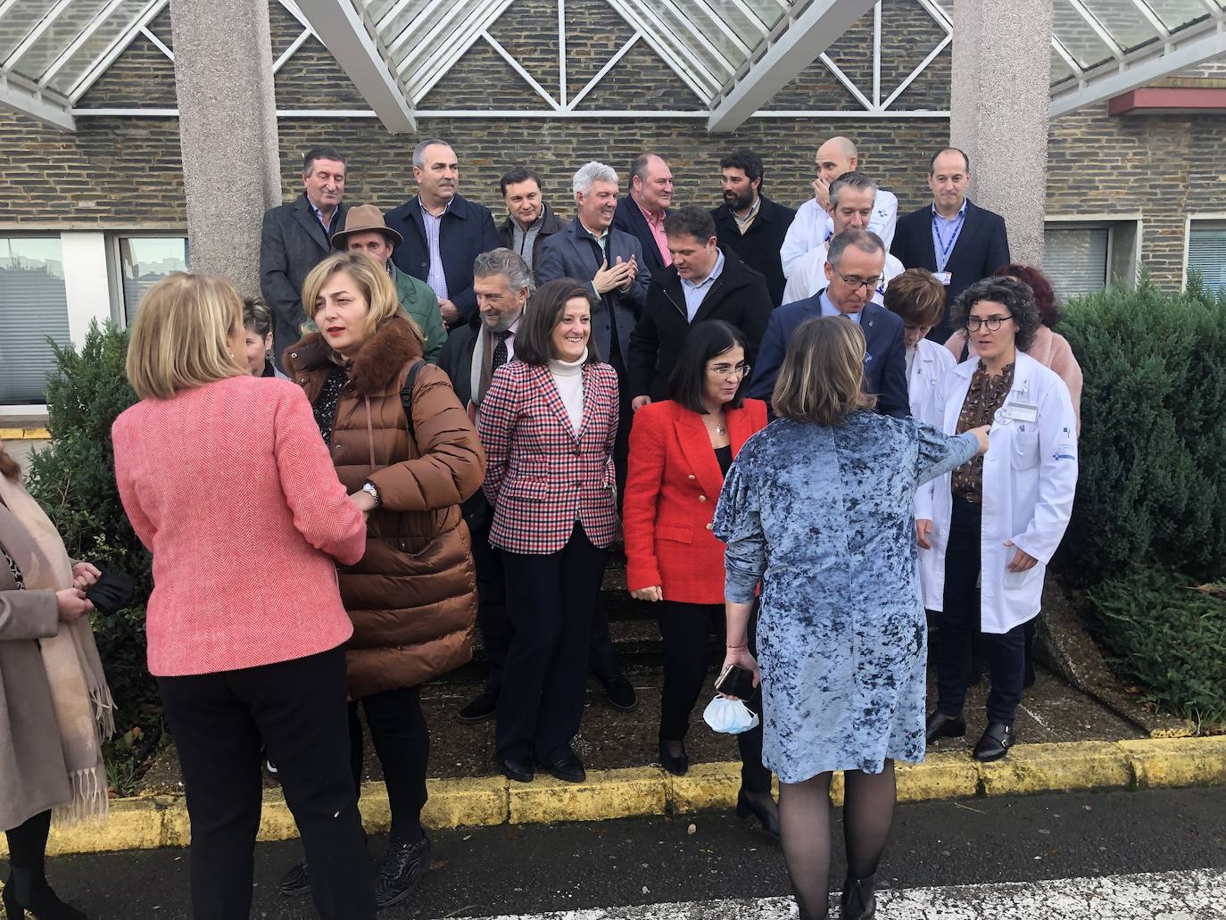 Darias afirma que el sistema de salud «recuperará 5.000 especialistas en los próximos años»